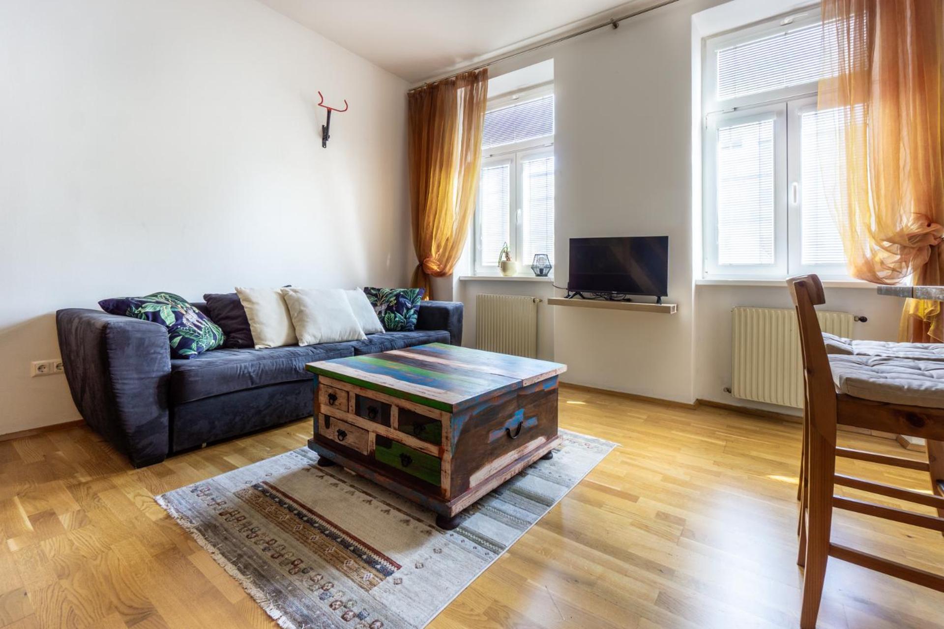 Next To Stadthalle & Westbahnhof * Vienne
